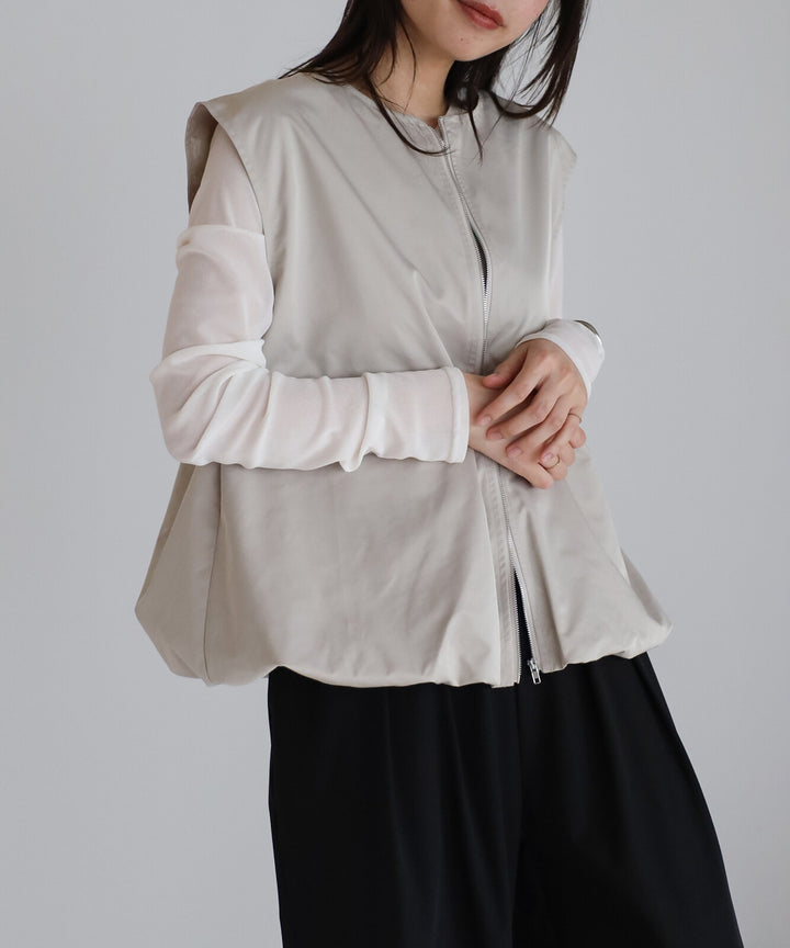 【TOPWHOLE】蓬鬆氣球剪裁拉鍊背心 Japan E-Shop