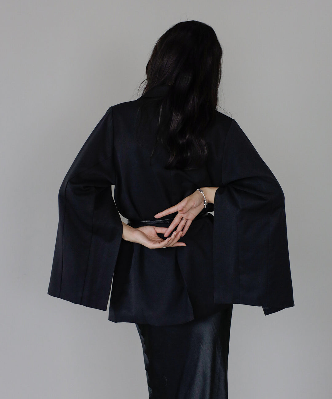 【TOPWHOLE】袖開衩腰帶西裝外套 Japan E-Shop