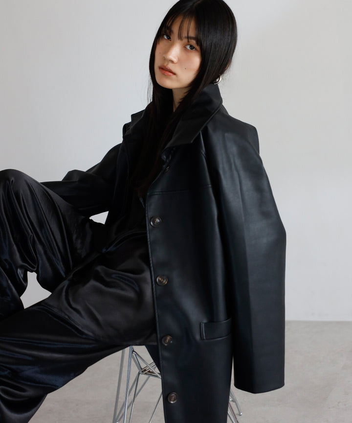 仿皮長版外套 顏色