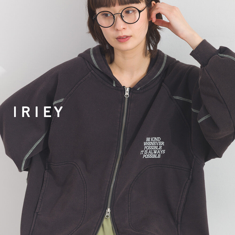 【iriey】撞色縫線刺繡 厚刷毛 拉鍊連帽外套 Japan E-Shop