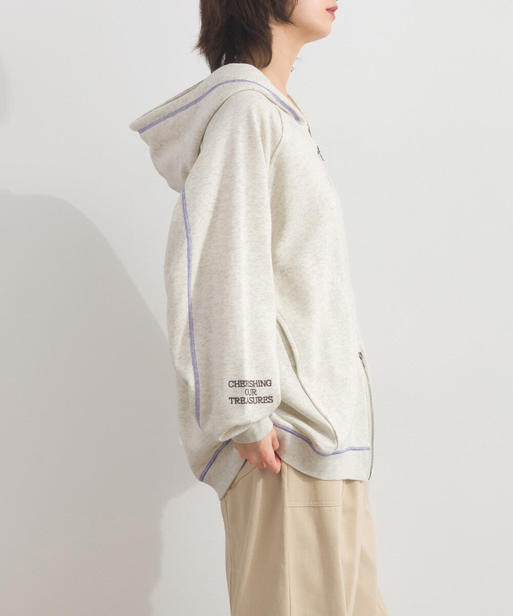 【iriey】撞色縫線刺繡 厚刷毛 拉鍊連帽外套 Japan E-Shop