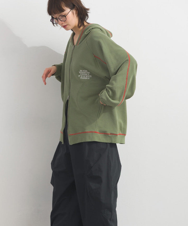 【iriey】撞色縫線刺繡 厚刷毛 拉鍊連帽外套 Japan E-Shop