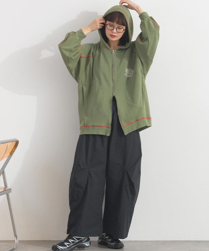 【iriey】撞色縫線刺繡 厚刷毛 拉鍊連帽外套 Japan E-Shop