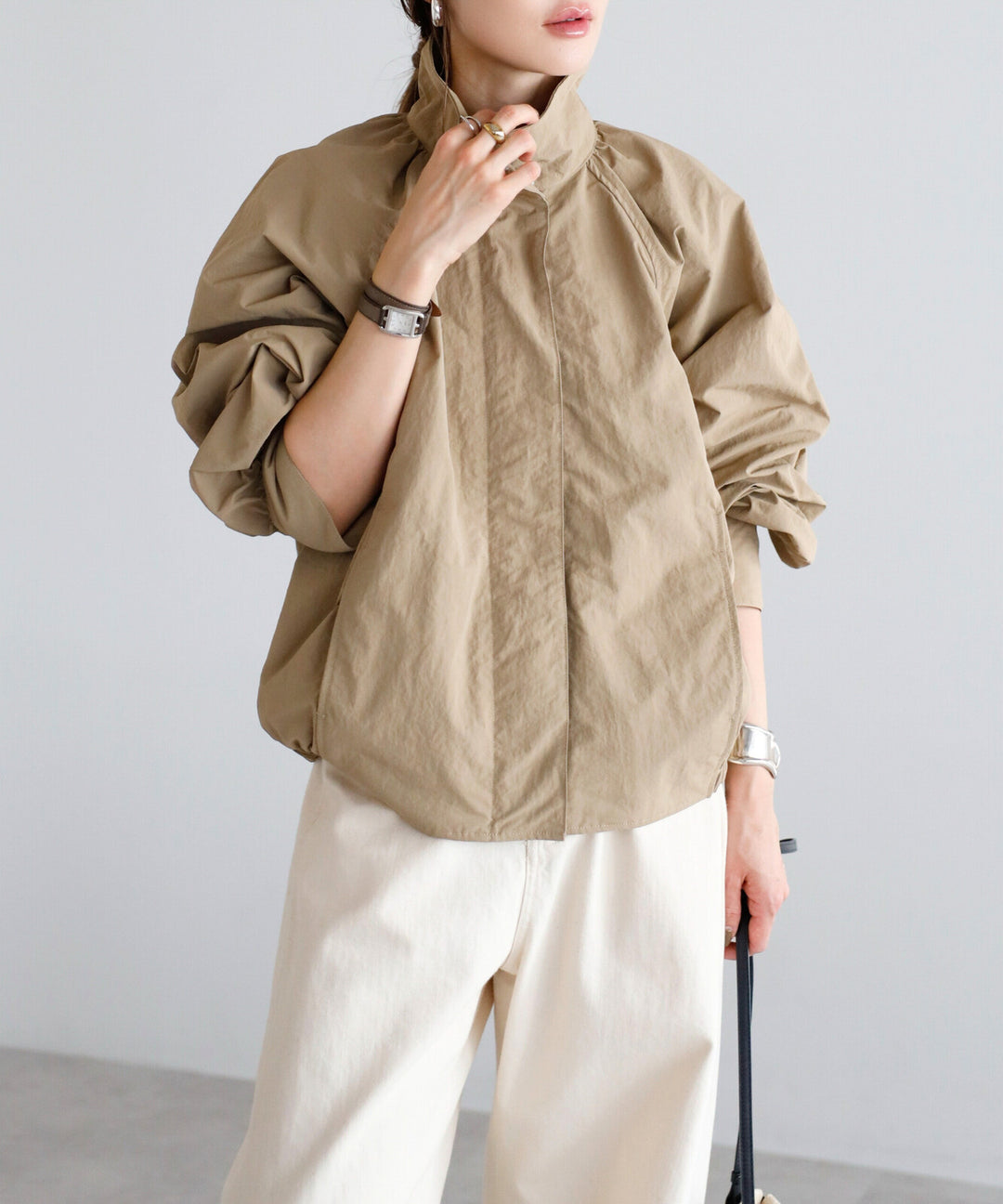 卡其長版外套 顏色