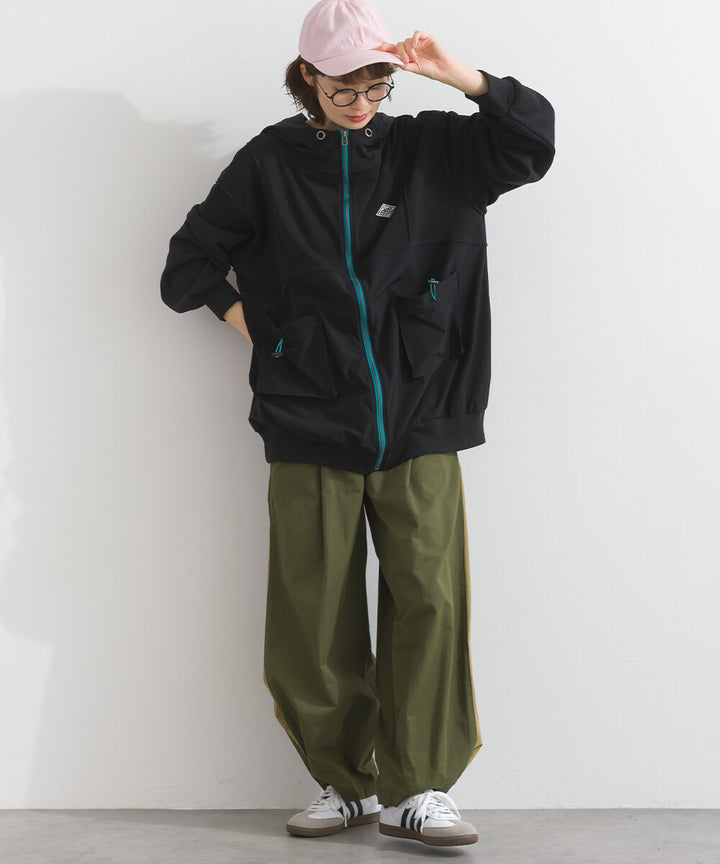 【iriey】撞色刺繡 厚刷毛×尼龍拼接 拉鍊連帽外套 Japan E-Shop