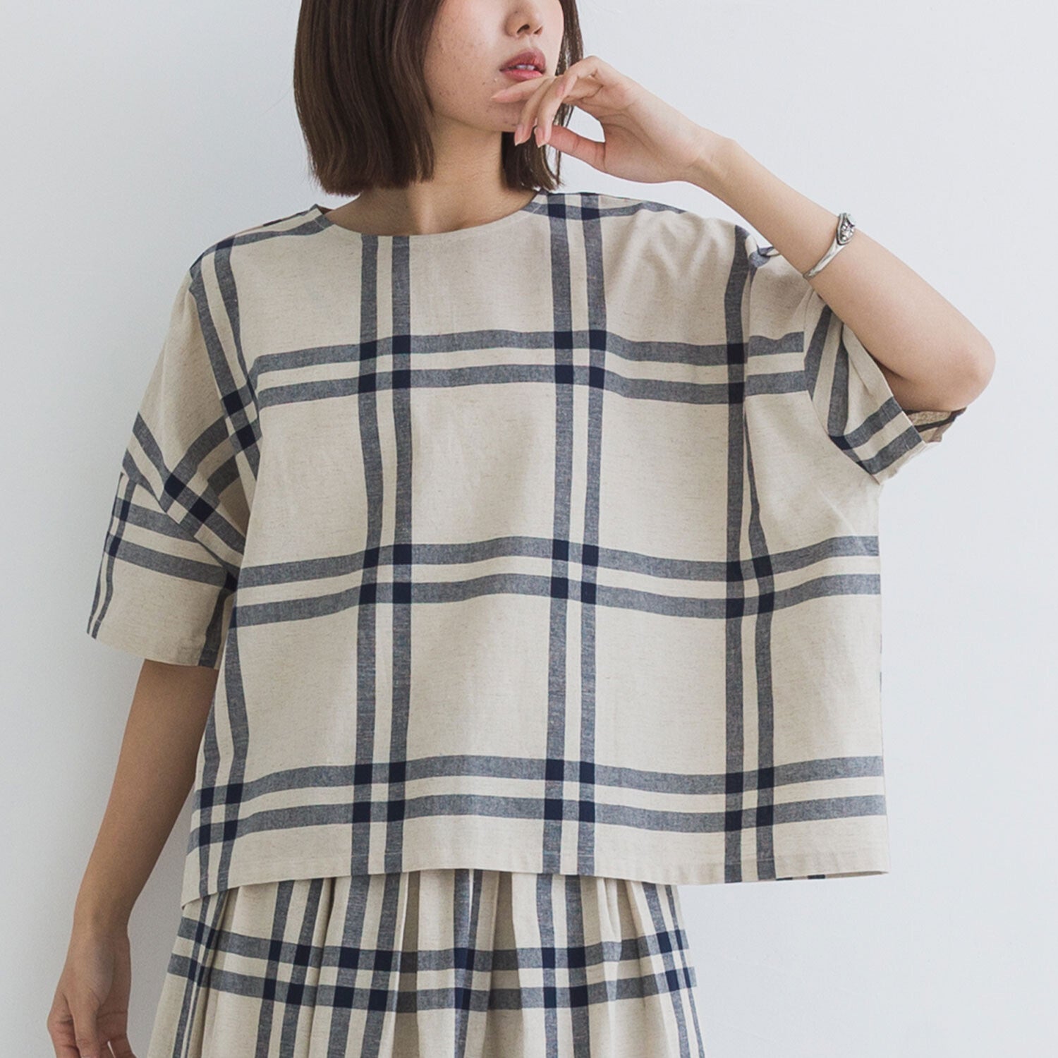 【kermu】棉麻格紋盒型寬版上衣 Japan E-Shop