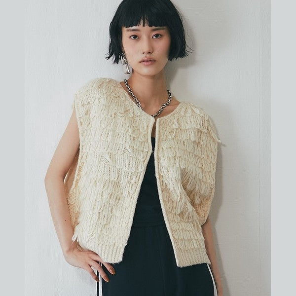 another s 日系蓬鬆圈圈紗流蘇針織背心 M尺寸 象牙白/經典黑 Japan E-Shop