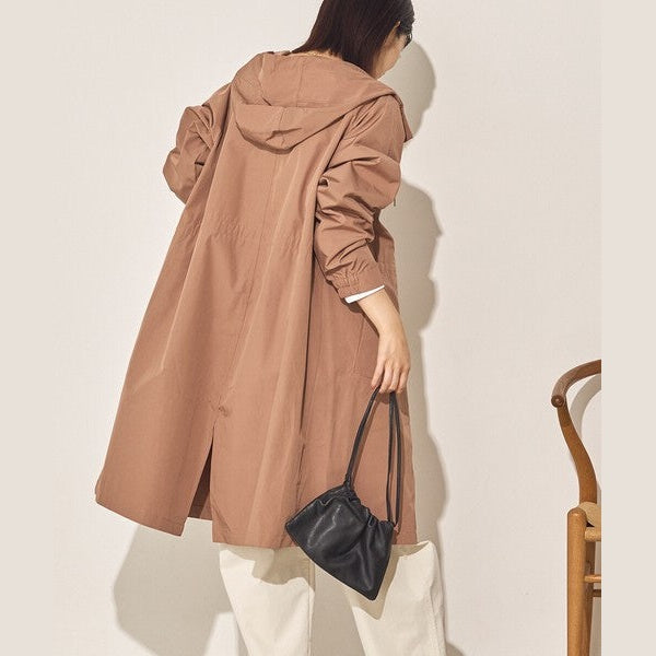 Sans Souci 防潑水長版連帽風衣外套 質感金屬扣抽繩修身外套 Japan E-Shop