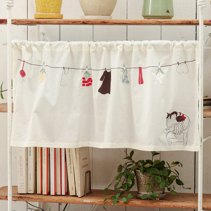 吉卜力工作室 魔女宅急便 琪琪的生活隨筆 刺繡透光短簾小窗簾 寬104×高44公分