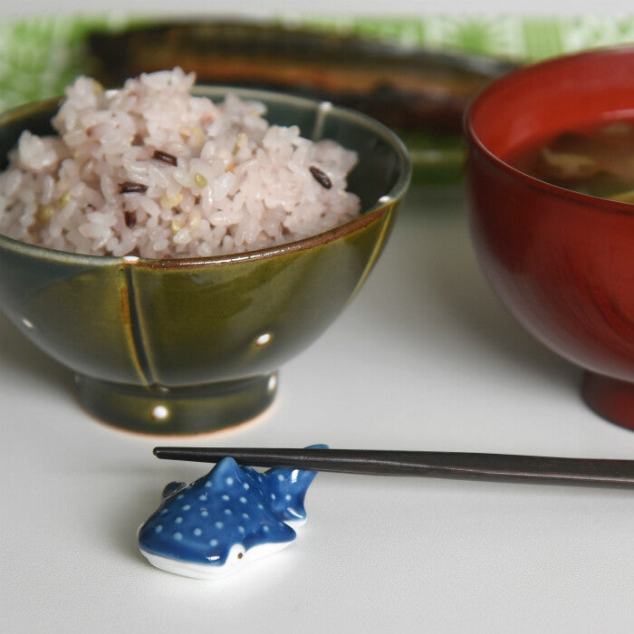natural69 波佐見燒 鯨鯊造型筷架 日本製