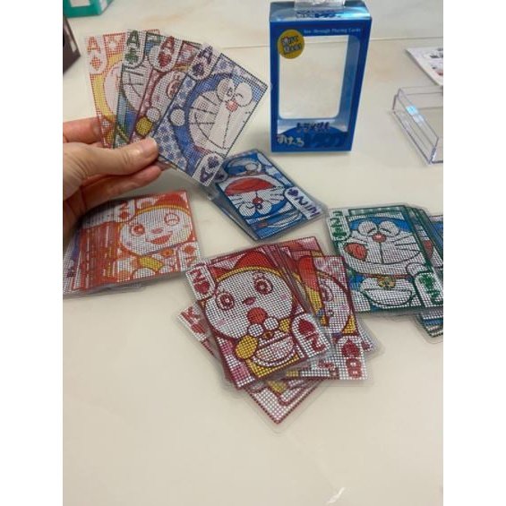 兒童玩具 不可思議透視撲克牌！馬賽克拼貼打造透明感，龍貓、多啦A夢，神隱少女、名偵探柯南，Sumikko Gurashi角落小夥伴 絕美圖案超欠收藏! Ensky 